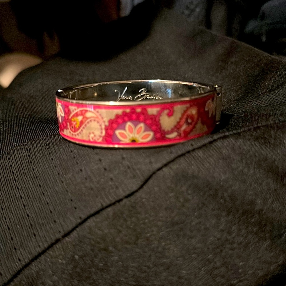 Vera Bradley Silver-Tone & Paisley Hinged Bangle